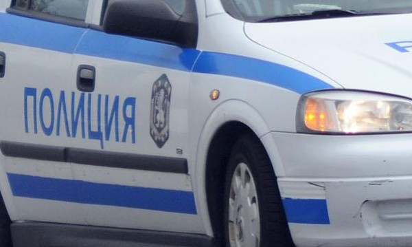 Първо в БЛИЦ! Свиреп екшън с джип в столицата, преобърна се, бутна ограда, а след това....   