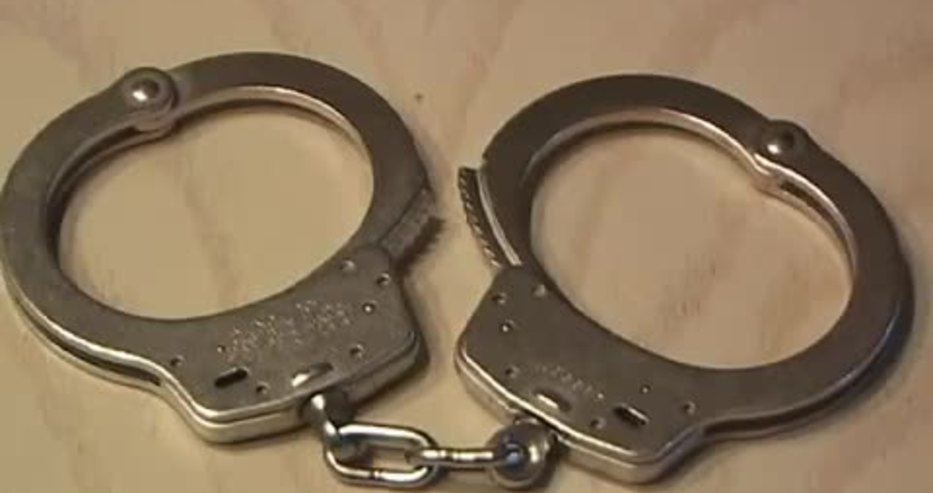 Арестуваха две нашенски ромки - религиозни фанатички за вандализъм в Атина 