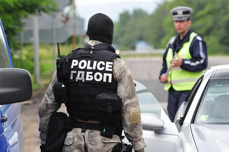 Извънредно в БЛИЦ! Жестока драма в семейството на известен депутат!  