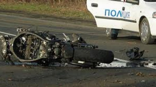 Още един моторист загина днес! Този път - при удар в ТИР край Хаинбоаз 