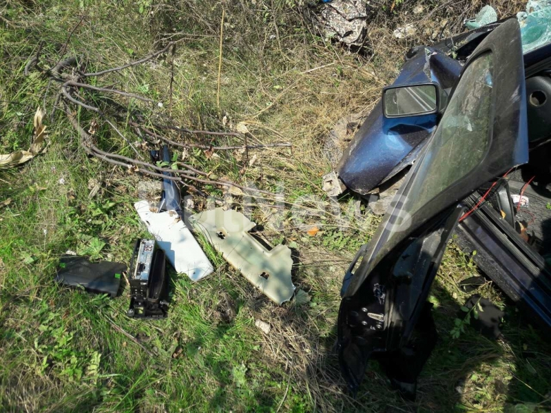 Ужасяващи СНИМКИ: Бременната Моника и 18-годишният ѝ съпруг загинаха днес на злокобното място на четворното убийство от миналата нощ 