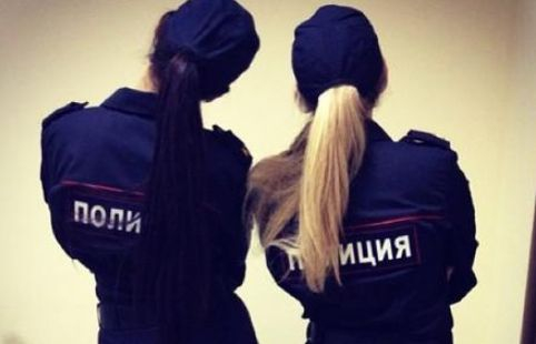 Само в БЛИЦ! Секси БГ полицайки скриха шапката на всички от Балканите (СНИМКА)