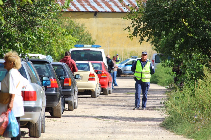 Това ли е Къщата на ужасите в Каспичан с 4 трупа (СНИМКИ)