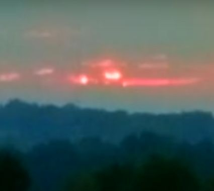 Стивън засне на ВИДЕО чудо невиждано в небето над Индиана