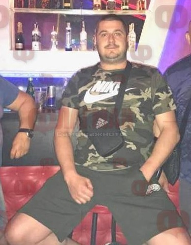 Ето го Васко Казака – айтоският бизнесмен, качил се на колата си надрусан до козирката