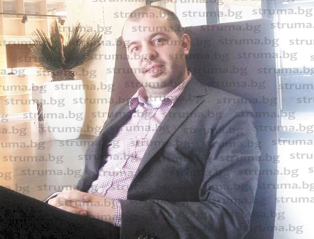 Млад милионер от Благоевград се изфука с "кола на бъдещето" за 200 бона (СНИМКИ)  