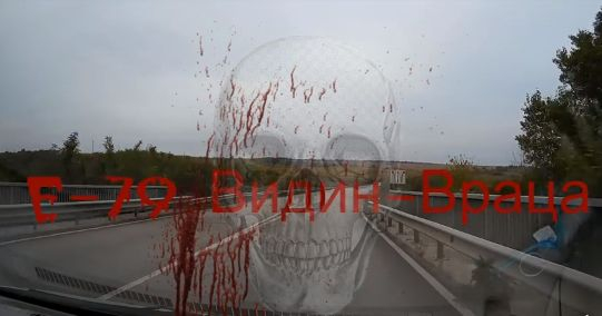 Само в БЛИЦ! Ужасяващо ВИДЕО 18+ от Е-79 показа какво виждат за последно жертвите в зверските катастрофи  (СНИМКИ)