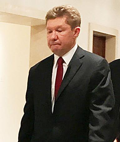 74-годишният Герхард Шрьодер се ожени за пети път за много по-млада корейка, няма да повярвате кои бяха сред гостите (СНИМКИ/ВИДЕО)