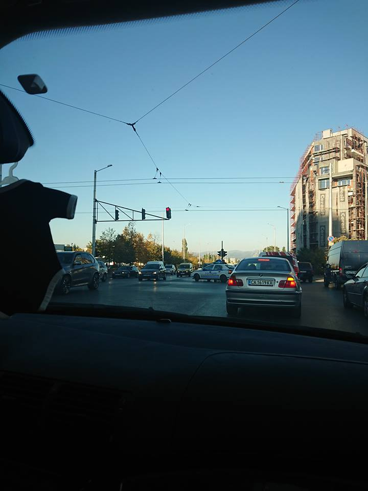 Първо в БЛИЦ! За 24 часа нещо страшно се случи на това столично кръстовище (СНИМКИ)