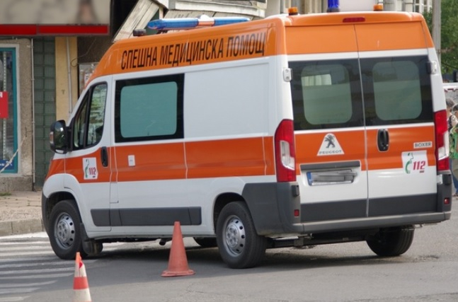 Сириецът Фарзанд помете възрастен бургазлия с Мерцедеса си и го прати в болницата по спешност