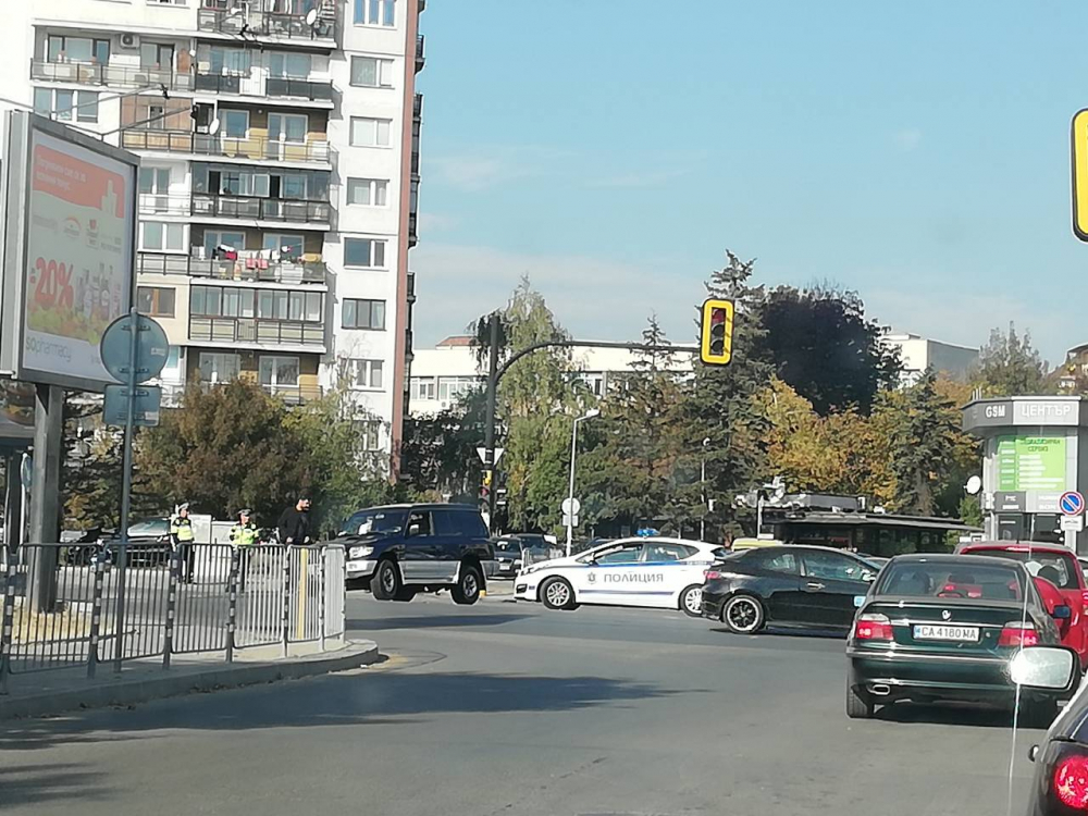 Първи СНИМКИ и кървави подробности за мелето с бременна жена, парализирало части на София