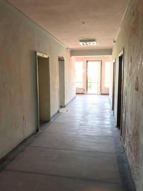 Студентката Стиляна показа потресаващо гнусни СНИМКИ от общежитията на СУ: Затворниците и бежанците са по-добре от нас