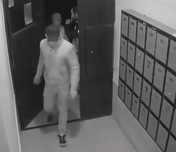 Трима бандюги влязоха посред нощ в блок 389 в "Люлин", не е за вярване с какво си тръгнаха (ВИДЕО)