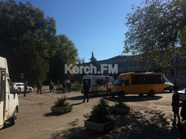 Извънредно от Крим: Касапница в Керч! Най-малко 10 са загиналите, а над 50 ранените (СНИМКИ/ВИДЕО)