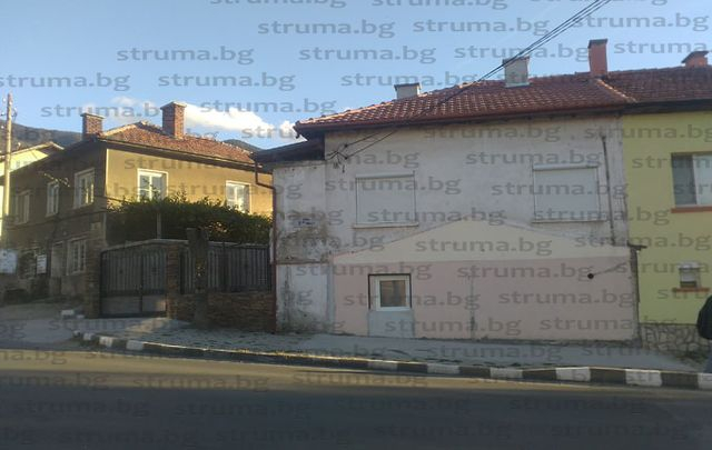 Гастарбайтер се оръси с 50 бона за къщата на Сашка Васева