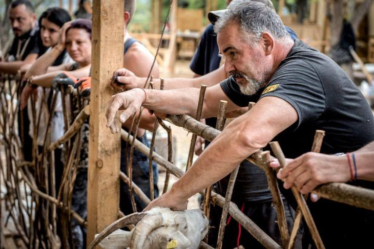 Куче разкъсало пакета на Ивайло Караньотов