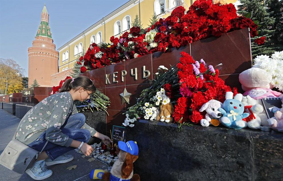 Кръв и сълзи: Първи СНИМКИ на разстреляните в Керч 