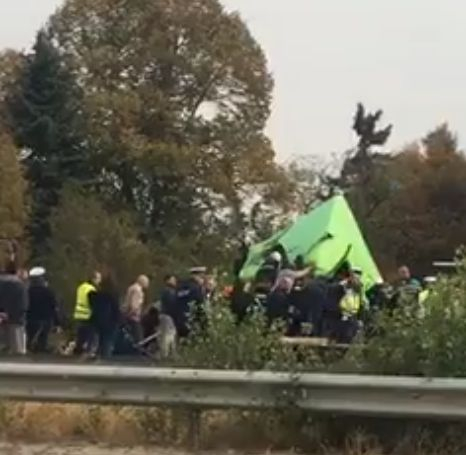 Първи ЗРЕЛИЩНИ СНИМКИ и ВИДЕО от адския инцидент с ТИР в София