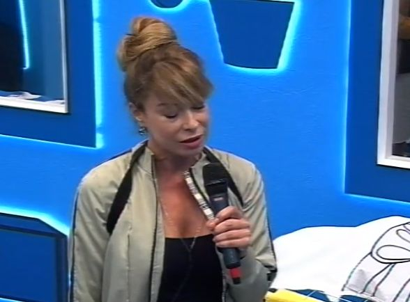 Мира Добрева закопа Ваня Костова: Ти не си Лили Иванова!