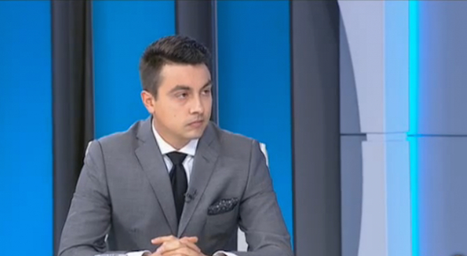 Момчил Неков: Анкетата за смяната на времето не бе адекватна, трябва да приемем следното...