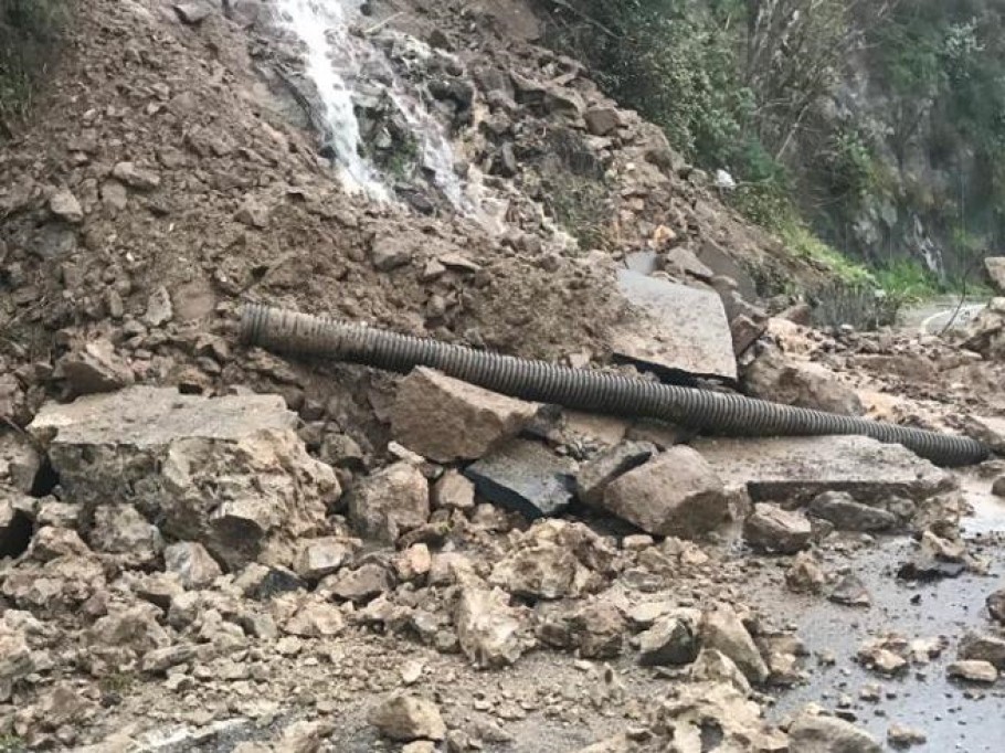 В Италия е кошмарно! Страната тъне в кал и вода, загина известен предприемач