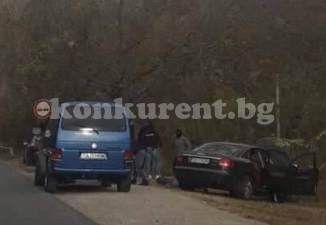 Зрелищна акция в Северозапада, няколко човека са натръшкани край пътя (СНИМКА)