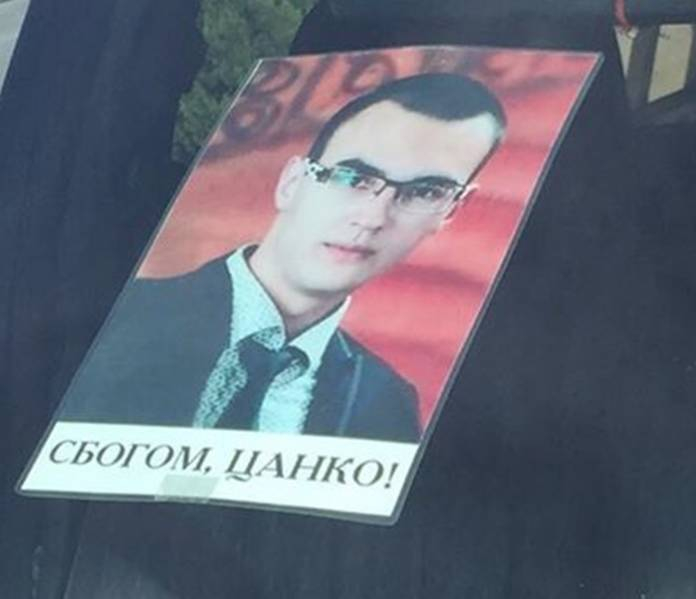 Гняв и сълзи сковаха Казанлък заради красивата Вики и приятеля й Цанко, загинали в касапницата заради ромска каруца (СНИМКИ)