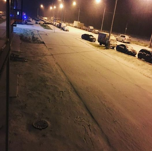 Москва се събуди в бяло (СНИМКИ)