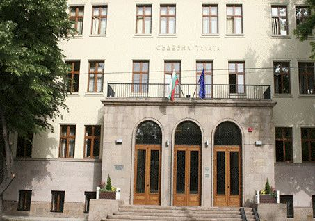 Резил: Готварски рецепти пъкна на сайта на Окръжен съд Пазарджик