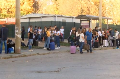 Деца от Велико Търново се готвеха за приказно пътуване до Румъния, но половин час преди да тръгнат...