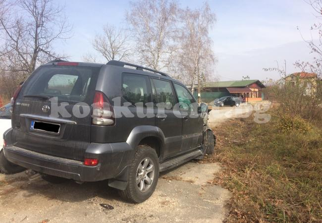 Зверска катастрофа до Борован! Три коли са на пихтия (СНИМКИ)