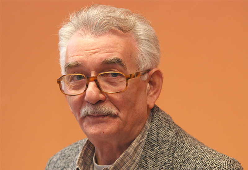 Главният редактор на в. „Над 55” Любомир Михайлов на 75 години: Страшно ненавиждах армията, а станах офицер 