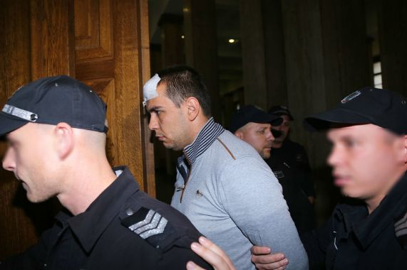 Не е за вярване какво разкри Викторио пред съдиите! Разказа за последните дни преди зверските убийства и направи скандални признания (СНИМКИ)