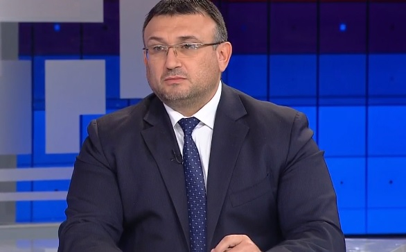 Вътрешният министър с нови разкрития за жестоките убийства на Дарина, малката Никол и Виктория Маринова!