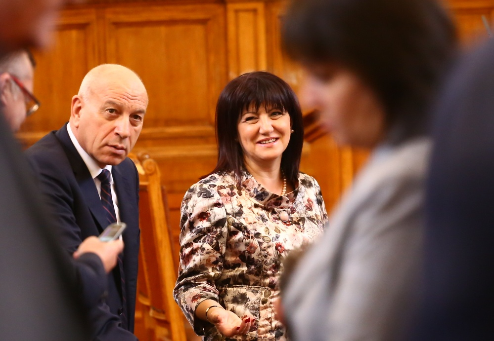 Караянчева: Надделяхме с 2:1 над БСП