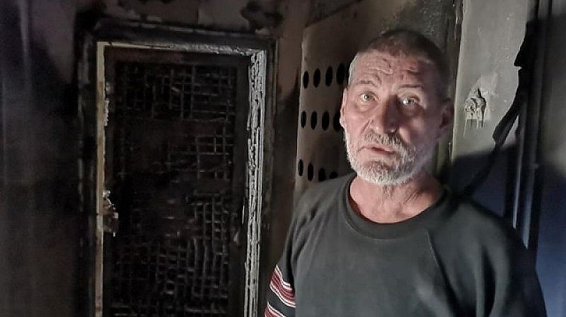ДНК материал от връзка за обувка закова третия задържан за палежа в блока на бургаския фоторепортер