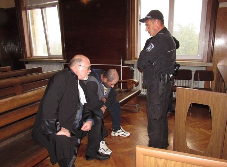 Проговори Межднун, пребил до смърт братовчед си заради фаталната Аси в Русе, оправданията му са изумителни (ПЪРВИ СНИМКИ)