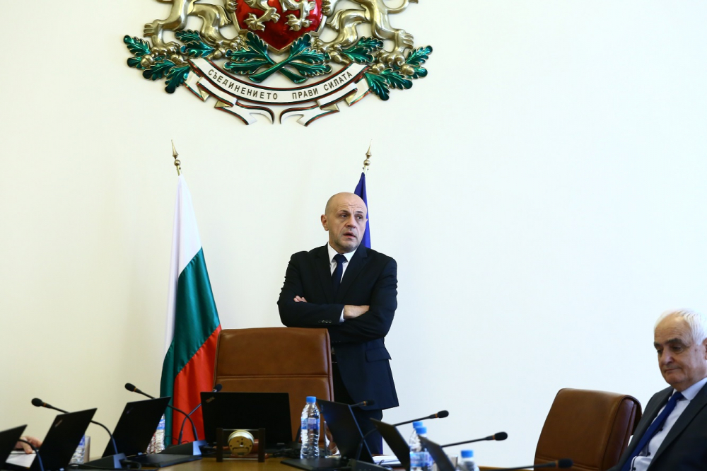 Вицепремиерът Дончев разкри какво опасно и неразгадано до днес нещо се е случило в България през 2015 г.
