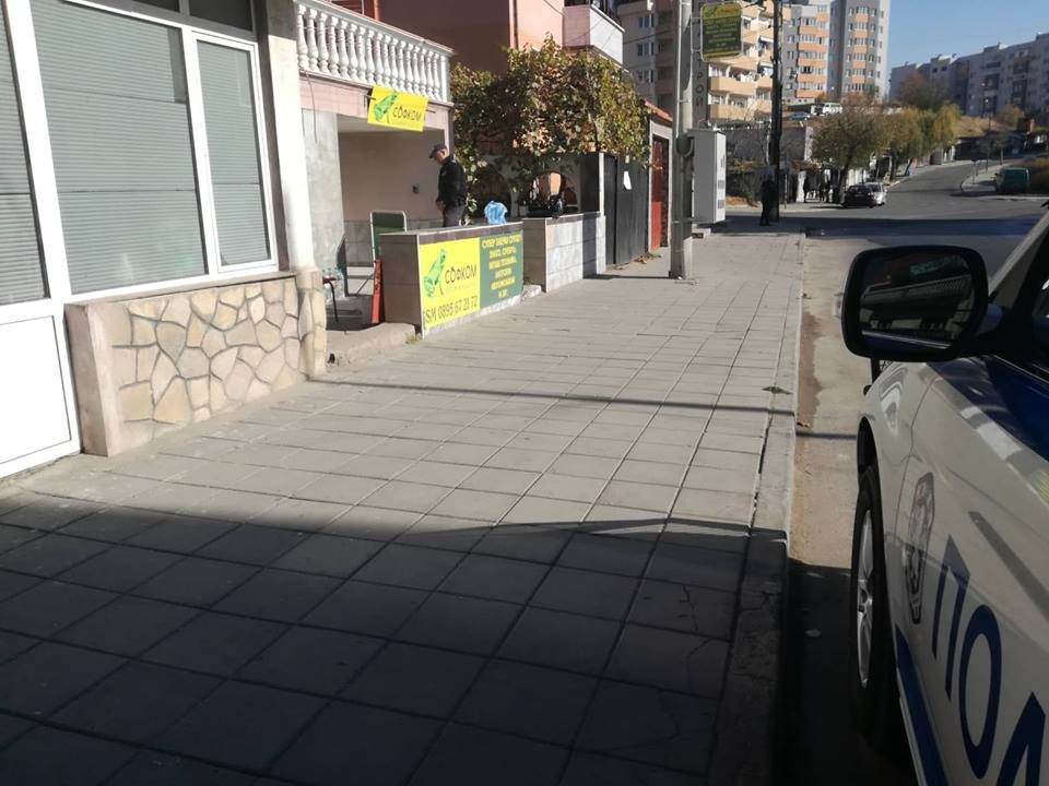 Бандитите, ударили заложна къща в Благоевград, си тръгнали със злато за...