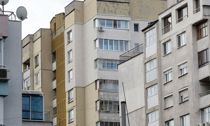 Експерт посочи какво ще се случи на пазара на имотите заради очаквания балон през 2019 г.