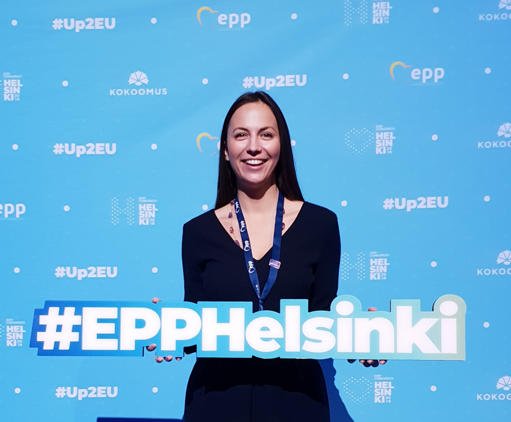 Супер новина за Ева Майдел