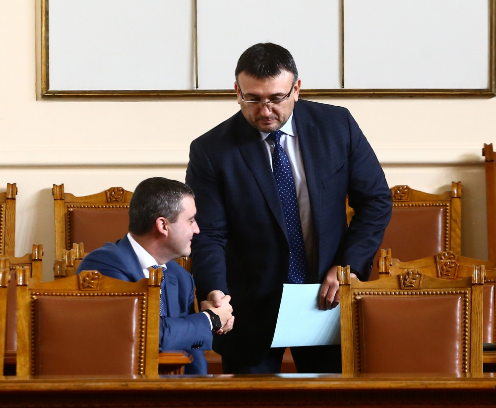 Министър Маринов разкри истината зад полицейското преследване на Нинова