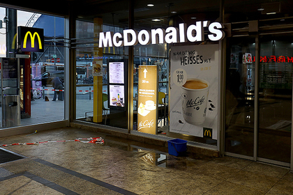 Откриха човешки зъб в бургер на McDonald's