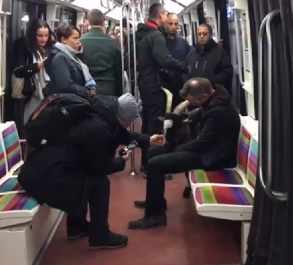 Бездомник открадна коза и я повози на метро, но... (ВИДЕО)