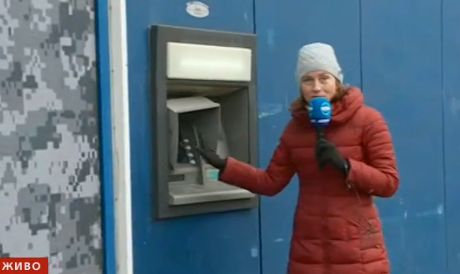 Репортерка онемя от аномалиите и мистерията, които витаят около грабежа в оръжейния склад в София! (СНИМКИ/ВИДЕО)