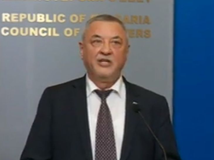 Валери Симеонов с първи думи след оставката си! 