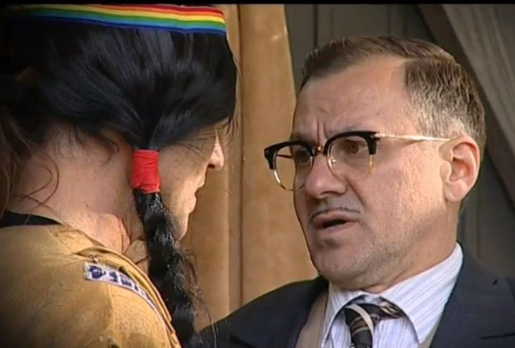 Джендърски страсти в "Биг Брадър"! Гъмов целуна по устата Стоян Роянов! (СНИМКИ)