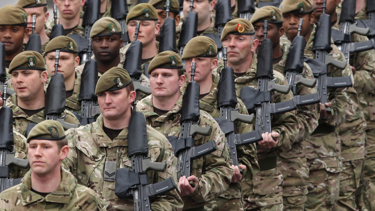 Sunday Times: Заради Брекзит 10 000 военни готвят секретна операция Temperer, за да овладеят хаоса и бунтовете на хората на Острова!