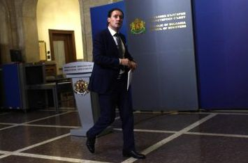Работодатели и синдикати на среща с премиера Борисов