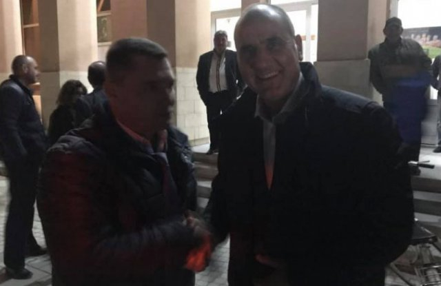 Цветанов направи скъп дар на селски кмет, а той обеща да... (СНИМКИ)